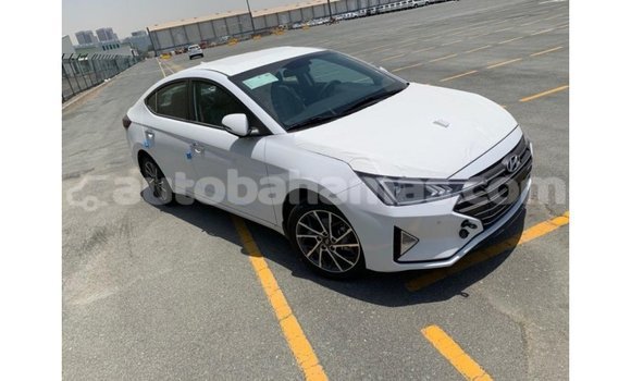 Buy Import Hyundai Elantra White Car in Import - Dubai in Abaco Buy Import Hyundai Elantra White Car in Import - Dubai in Abaco