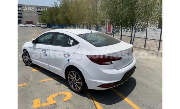 Buy Import Hyundai Elantra White Car in Import - Dubai in Abaco Buy Import Hyundai Elantra White Car in Import - Dubai in Abaco