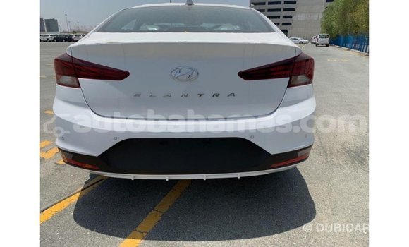 Buy Import Hyundai Elantra White Car in Import - Dubai in Abaco Buy Import Hyundai Elantra White Car in Import - Dubai in Abaco