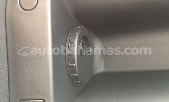 Buy Import Hyundai Accent White Car in Import - Dubai in Abaco Buy Import Hyundai Accent White Car in Import - Dubai in Abaco