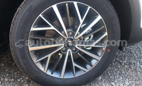 Buy Import Hyundai Tucson White Car in Import - Dubai in Abaco Buy Import Hyundai Tucson White Car in Import - Dubai in Abaco