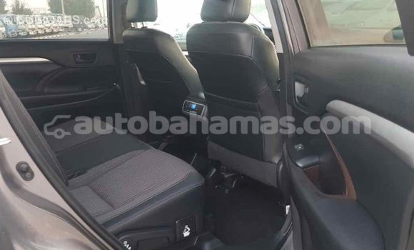 Buy Import Toyota Highlander Other Car in Import - Dubai in Abaco Buy Import Toyota Highlander Other Car in Import - Dubai in Abaco