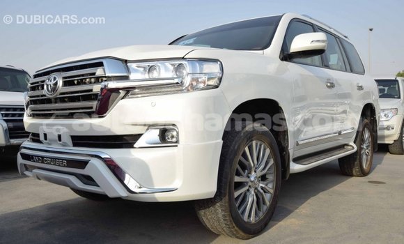 Buy Import Toyota Land Cruiser White Car in Import - Dubai in Abaco Buy Import Toyota Land Cruiser White Car in Import - Dubai in Abaco