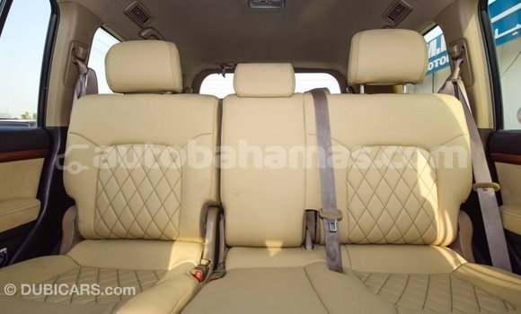 Buy Import Toyota Land Cruiser White Car in Import - Dubai in Abaco Buy Import Toyota Land Cruiser White Car in Import - Dubai in Abaco