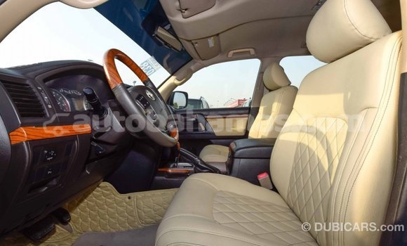 Buy Import Toyota Land Cruiser White Car in Import - Dubai in Abaco Buy Import Toyota Land Cruiser White Car in Import - Dubai in Abaco