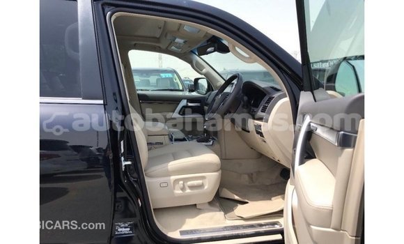 Buy Import Toyota Land Cruiser Black Car in Import - Dubai in Abaco Buy Import Toyota Land Cruiser Black Car in Import - Dubai in Abaco