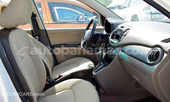 Buy Import Hyundai i10 White Car in Import - Dubai in Abaco Buy Import Hyundai i10 White Car in Import - Dubai in Abaco