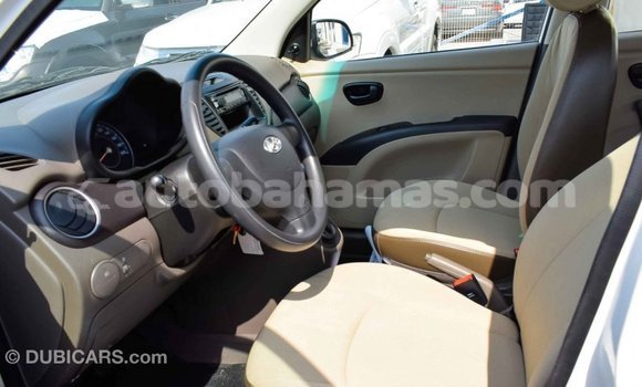 Buy Import Hyundai i10 White Car in Import - Dubai in Abaco Buy Import Hyundai i10 White Car in Import - Dubai in Abaco