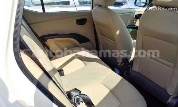 Buy Import Hyundai i10 Beige Car in Import - Dubai in Abaco Buy Import Hyundai i10 Beige Car in Import - Dubai in Abaco
