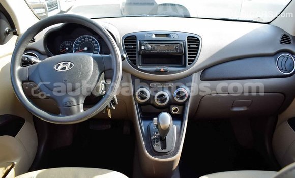 Buy Import Hyundai i10 White Car in Import - Dubai in Abaco Buy Import Hyundai i10 White Car in Import - Dubai in Abaco