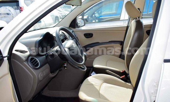 Buy Import Hyundai i10 White Car in Import - Dubai in Abaco Buy Import Hyundai i10 White Car in Import - Dubai in Abaco