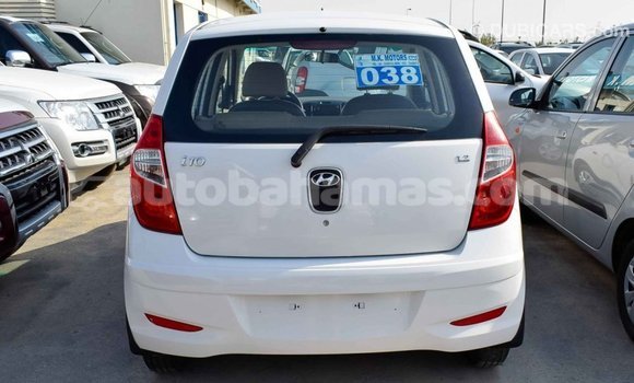 Buy Import Hyundai i10 White Car in Import - Dubai in Abaco Buy Import Hyundai i10 White Car in Import - Dubai in Abaco