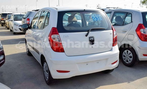 Buy Import Hyundai i10 White Car in Import - Dubai in Abaco Buy Import Hyundai i10 White Car in Import - Dubai in Abaco