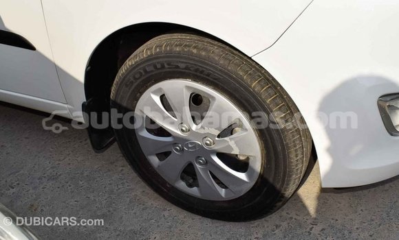 Buy Import Hyundai i10 White Car in Import - Dubai in Abaco Buy Import Hyundai i10 White Car in Import - Dubai in Abaco