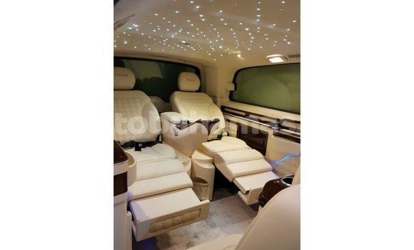 Buy Import Mercedes-Benz 250 Black Car in Import - Dubai in Abaco Buy Import Mercedes-Benz 250 Black Car in Import - Dubai in Abaco