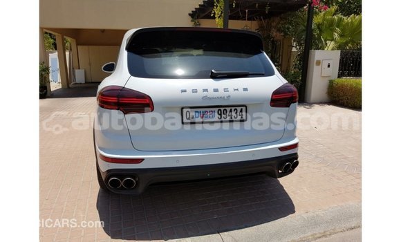 Buy Import Porsche Cayenne White Car in Import - Dubai in Abaco Buy Import Porsche Cayenne White Car in Import - Dubai in Abaco