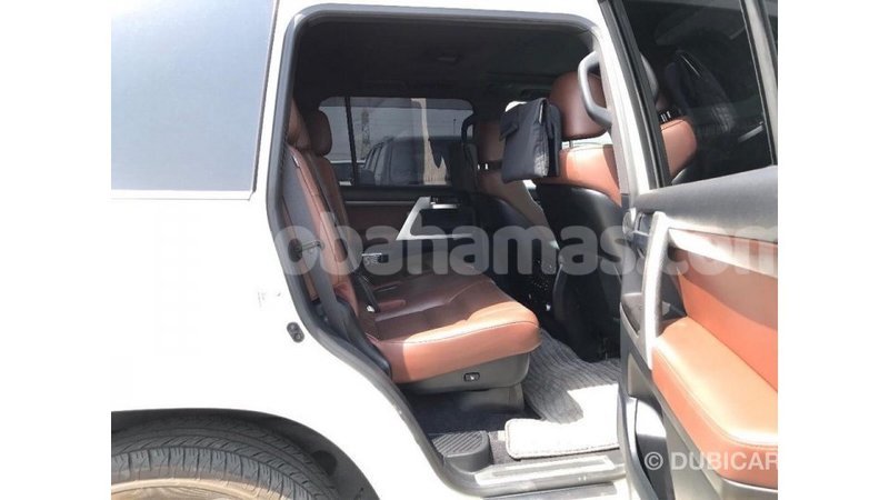 Big with watermark 88eb8bdc 46f4 4d8a aef7 576ac007ddaf