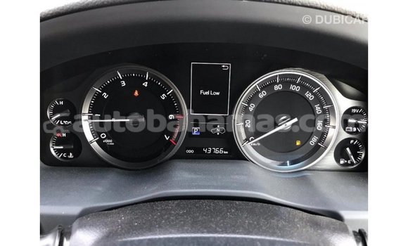 Buy Import Toyota Land Cruiser White Car in Import - Dubai in Abaco Buy Import Toyota Land Cruiser White Car in Import - Dubai in Abaco