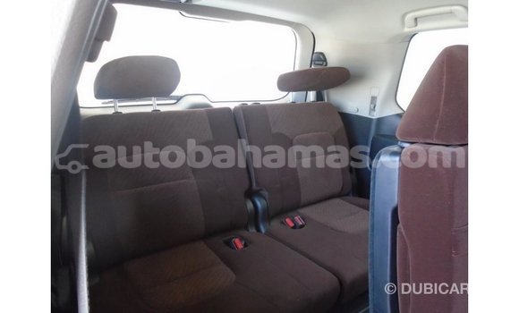 Buy Import Toyota Land Cruiser White Car in Import - Dubai in Abaco Buy Import Toyota Land Cruiser White Car in Import - Dubai in Abaco
