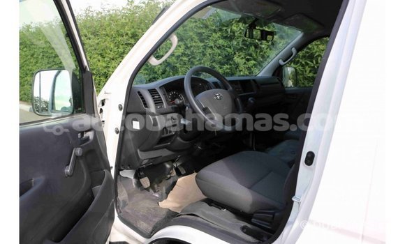 Buy Import Toyota Hiace White Car in Import - Dubai in Abaco Buy Import Toyota Hiace White Car in Import - Dubai in Abaco