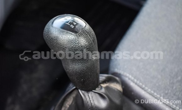 Buy Import Mercedes-Benz 190 (W201) White Car in Import - Dubai in Abaco Buy Import Mercedes-Benz 190 (W201) White Car in Import - Dubai in Abaco