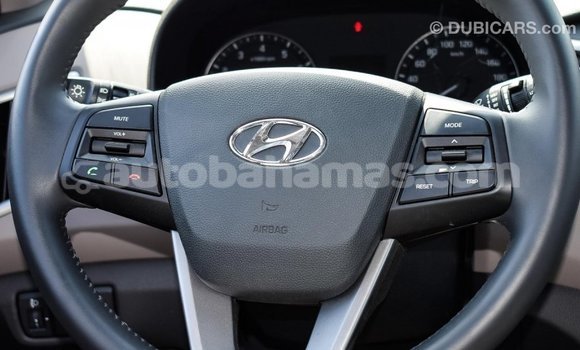 Buy Import Hyundai Creta Beige Car in Import - Dubai in Abaco Buy Import Hyundai Creta Beige Car in Import - Dubai in Abaco