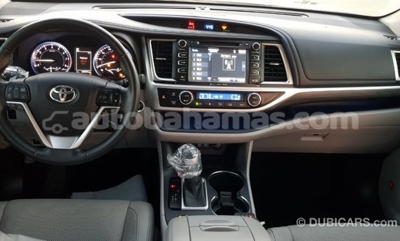 Buy Import Toyota Highlander Other Car in Import - Dubai in Abaco Buy Import Toyota Highlander Other Car in Import - Dubai in Abaco