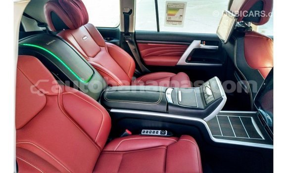 Buy Import Toyota Land Cruiser Black Car in Import - Dubai in Abaco Buy Import Toyota Land Cruiser Black Car in Import - Dubai in Abaco