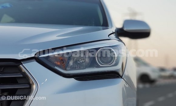 Buy Import Hyundai Santa Fe Other Car in Import - Dubai in Abaco Buy Import Hyundai Santa Fe Other Car in Import - Dubai in Abaco