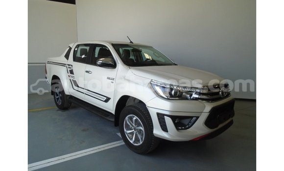 Buy Import Toyota Hilux White Car in Import - Dubai in Abaco Buy Import Toyota Hilux White Car in Import - Dubai in Abaco