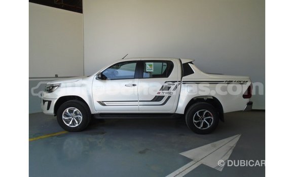 Buy Import Toyota Hilux White Car in Import - Dubai in Abaco Buy Import Toyota Hilux White Car in Import - Dubai in Abaco