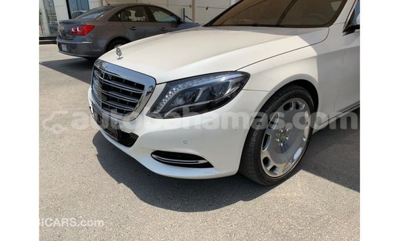 Buy Import Mercedes-Benz 190 (W201) White Car in Import - Dubai in Abaco Buy Import Mercedes-Benz 190 (W201) White Car in Import - Dubai in Abaco