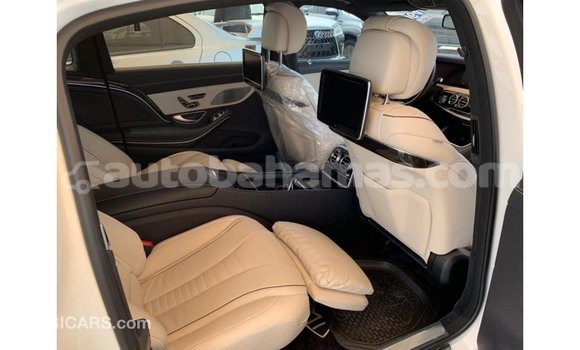 Buy Import Mercedes-Benz 190 (W201) White Car in Import - Dubai in Abaco Buy Import Mercedes-Benz 190 (W201) White Car in Import - Dubai in Abaco