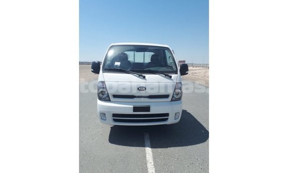 Buy Import Kia Rio White Car in Import - Dubai in Abaco Buy Import Kia Rio White Car in Import - Dubai in Abaco