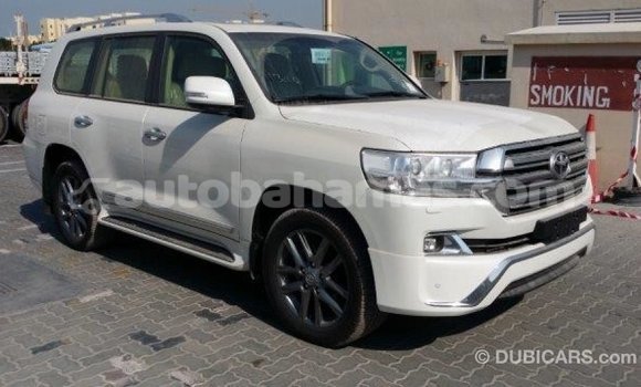 Buy Import Toyota Land Cruiser White Car in Import - Dubai in Abaco Buy Import Toyota Land Cruiser White Car in Import - Dubai in Abaco