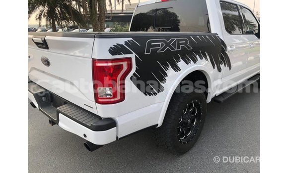 Buy Import Ford Club Wagon White Car in Import - Dubai in Abaco Buy Import Ford Club Wagon White Car in Import - Dubai in Abaco