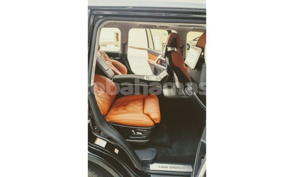 Buy Import Toyota Land Cruiser Black Car in Import - Dubai in Abaco Buy Import Toyota Land Cruiser Black Car in Import - Dubai in Abaco