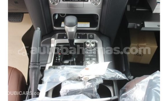 Buy Import Toyota Land Cruiser White Car in Import - Dubai in Abaco Buy Import Toyota Land Cruiser White Car in Import - Dubai in Abaco