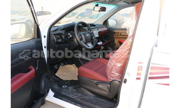 Buy Import Toyota Hilux White Car in Import - Dubai in Abaco Buy Import Toyota Hilux White Car in Import - Dubai in Abaco
