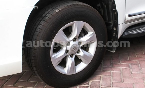 Buy Import Toyota Prado White Car in Import - Dubai in Abaco Buy Import Toyota Prado White Car in Import - Dubai in Abaco
