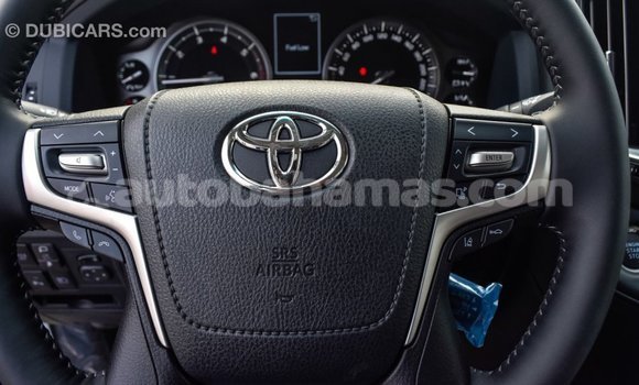 Buy Import Toyota Land Cruiser White Car in Import - Dubai in Abaco Buy Import Toyota Land Cruiser White Car in Import - Dubai in Abaco