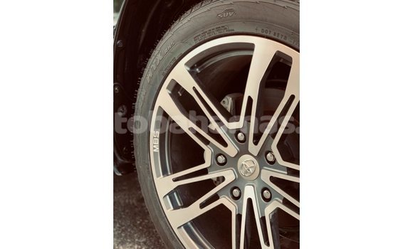 Buy Import Toyota Land Cruiser Black Car in Import - Dubai in Abaco Buy Import Toyota Land Cruiser Black Car in Import - Dubai in Abaco