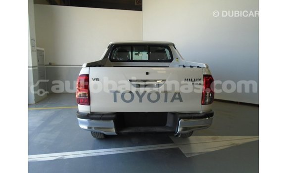 Buy Import Toyota Hilux White Car in Import - Dubai in Abaco Buy Import Toyota Hilux White Car in Import - Dubai in Abaco