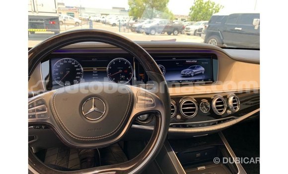 Buy Import Mercedes-Benz 190 (W201) White Car in Import - Dubai in Abaco Buy Import Mercedes-Benz 190 (W201) White Car in Import - Dubai in Abaco