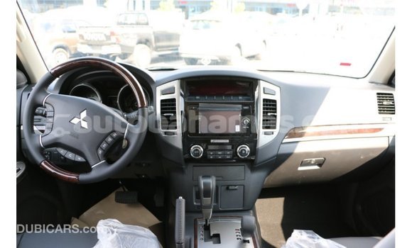 Buy Import Mitsubishi Pajero Black Car in Import - Dubai in Abaco Buy Import Mitsubishi Pajero Black Car in Import - Dubai in Abaco