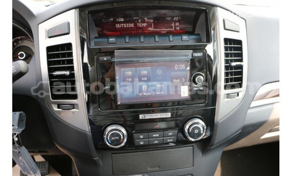 Buy Import Mitsubishi Pajero Black Car in Import - Dubai in Abaco Buy Import Mitsubishi Pajero Black Car in Import - Dubai in Abaco