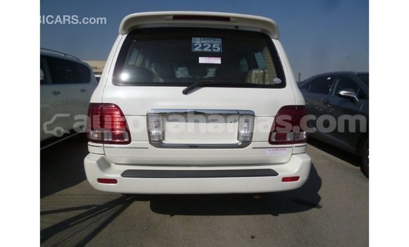 Buy Import Toyota Land Cruiser White Car in Import - Dubai in Abaco Buy Import Toyota Land Cruiser White Car in Import - Dubai in Abaco