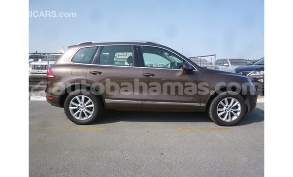 Buy Import Volkswagen Touareg Brown Car in Import - Dubai in Abaco Buy Import Volkswagen Touareg Brown Car in Import - Dubai in Abaco