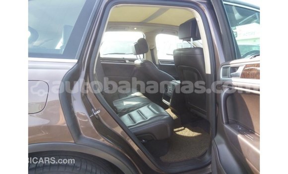 Buy Import Volkswagen Touareg Brown Car in Import - Dubai in Abaco Buy Import Volkswagen Touareg Brown Car in Import - Dubai in Abaco