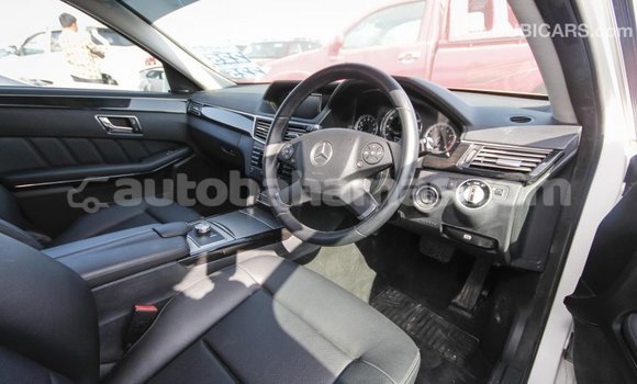 Buy Import Mercedes-Benz 200 White Car in Import - Dubai in Abaco Buy Import Mercedes-Benz 200 White Car in Import - Dubai in Abaco